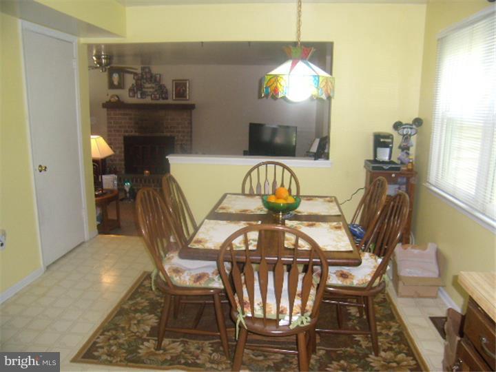 101 Pleasant Hill Road Cheltenham, PA 19012 - Photo 10 of 25 Kitchen