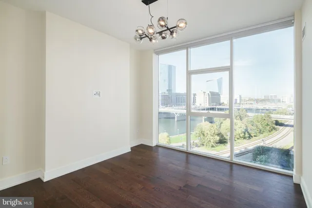 $1,300,000 | 210 South 25th Street, Unit 703, Philadelphia, PA 19103