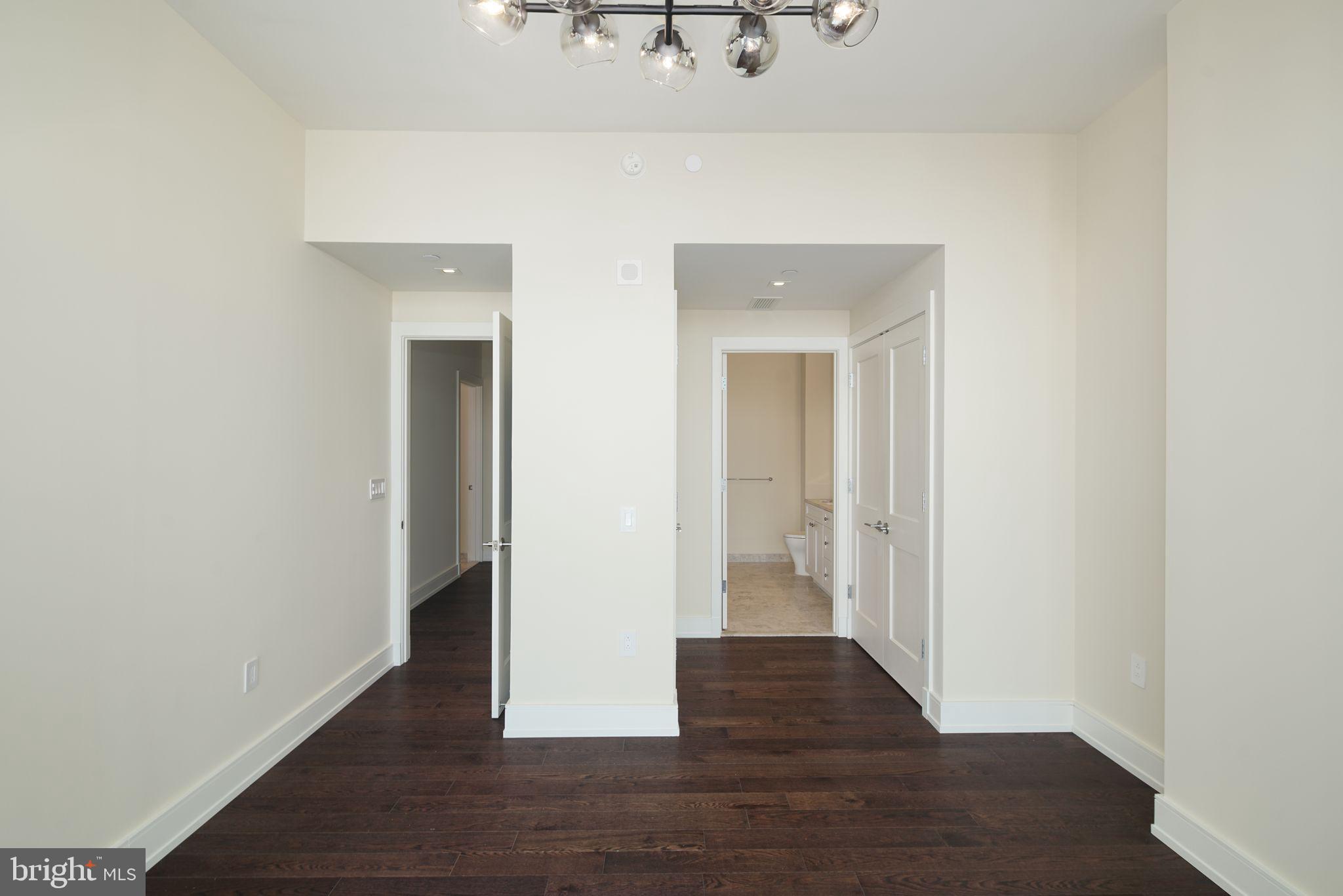 210 South 25th Street, Unit 703 Philadelphia, PA 19103 - Photo 13 of 31