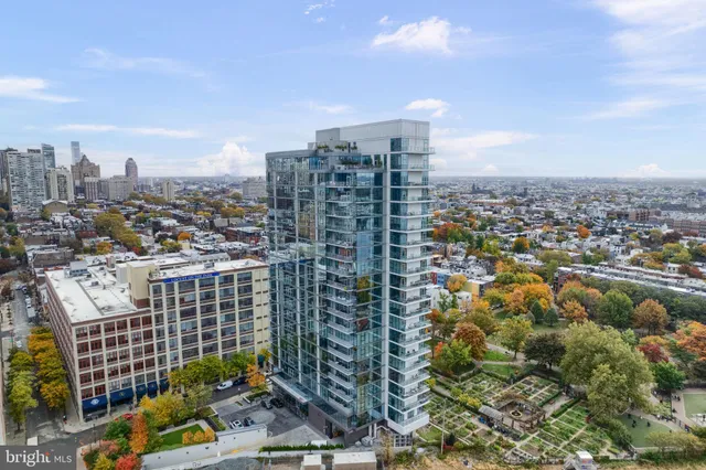 $1,300,000 | 210 South 25th Street, Unit 703, Philadelphia, PA 19103