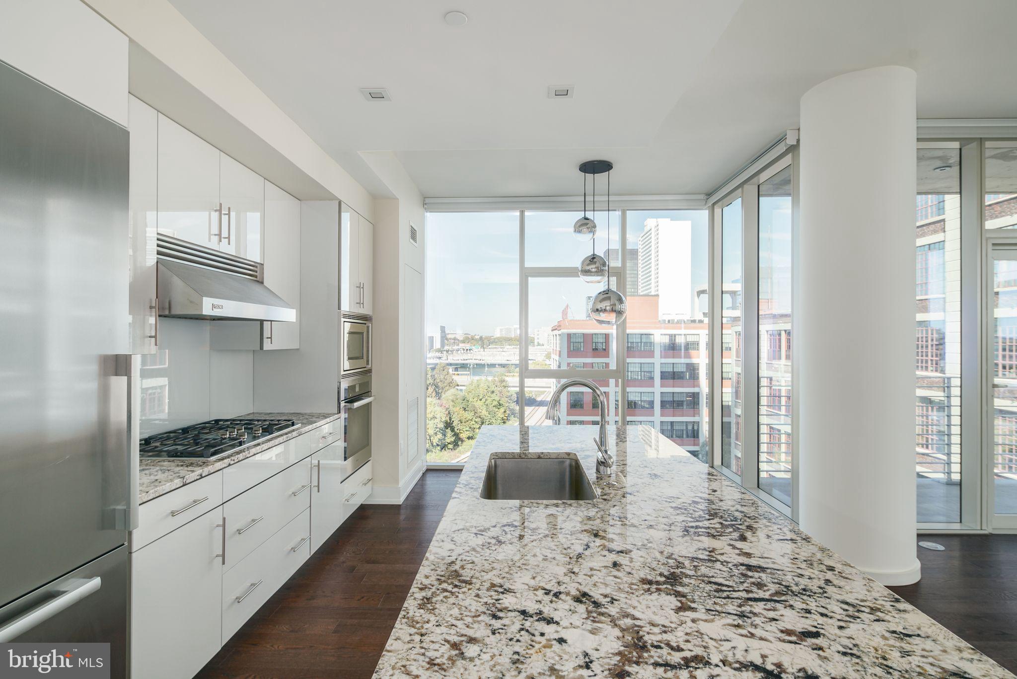 210 South 25th Street, Unit 703 Philadelphia, PA 19103 - Photo 6 of 31