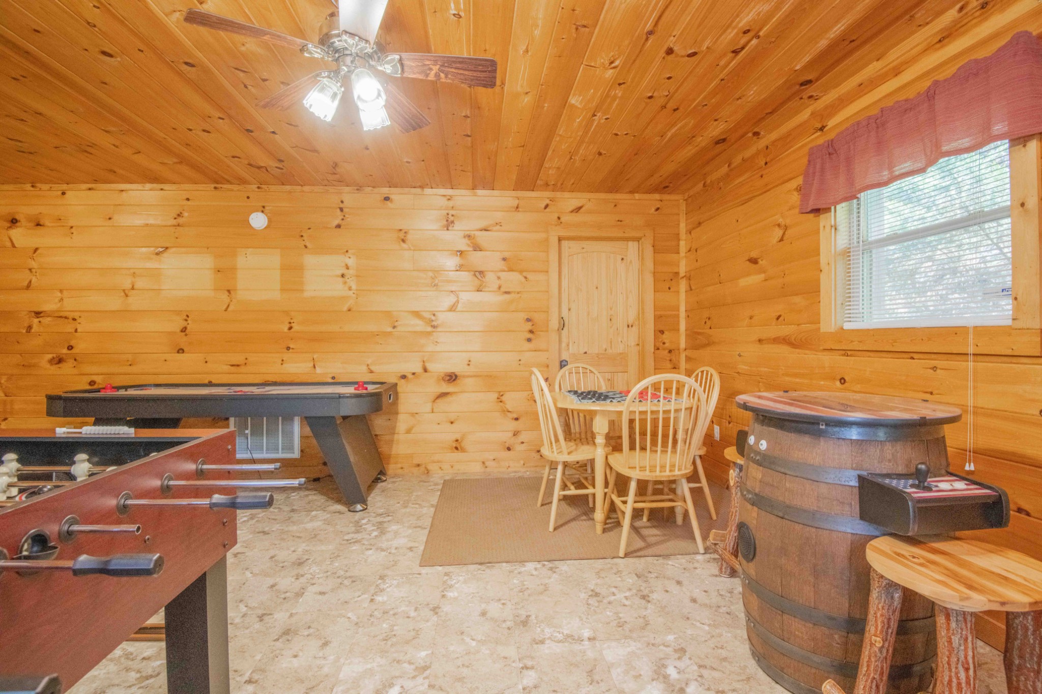 1615 Paradise Ridge Drive Sevierville, TN 37862 - Photo 21 of 38 Gallery Image 21