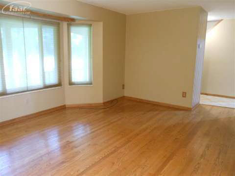 3390 Perryville Road Ortonville, MI 48462 - Photo 6 of 25 20416001-5.JPG