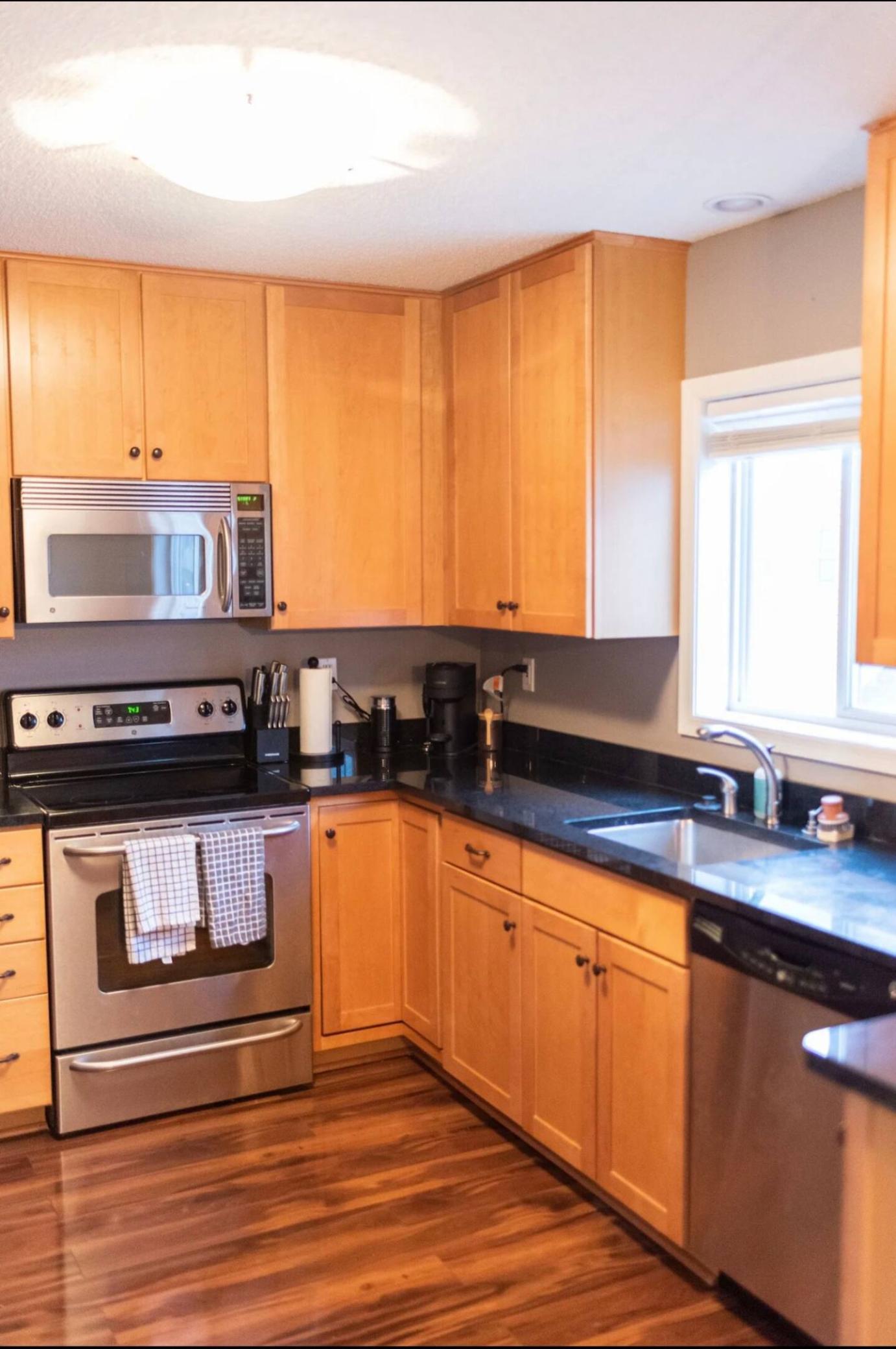 6572 Regency Lane Eden Prairie, MN 55344 - Photo 5 of 19