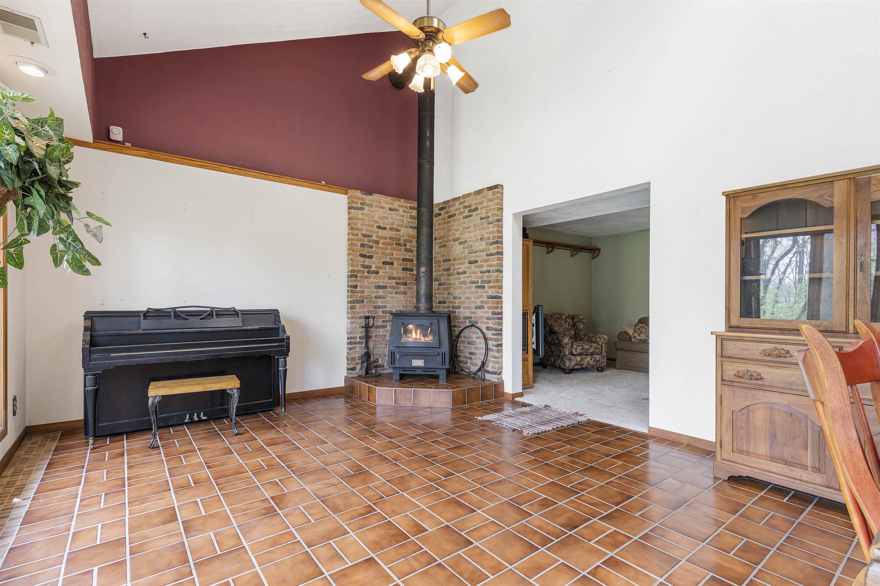 8602 West Northwest Road Forreston, IL 61030 - Photo 7 of 83 Gallery Image 7