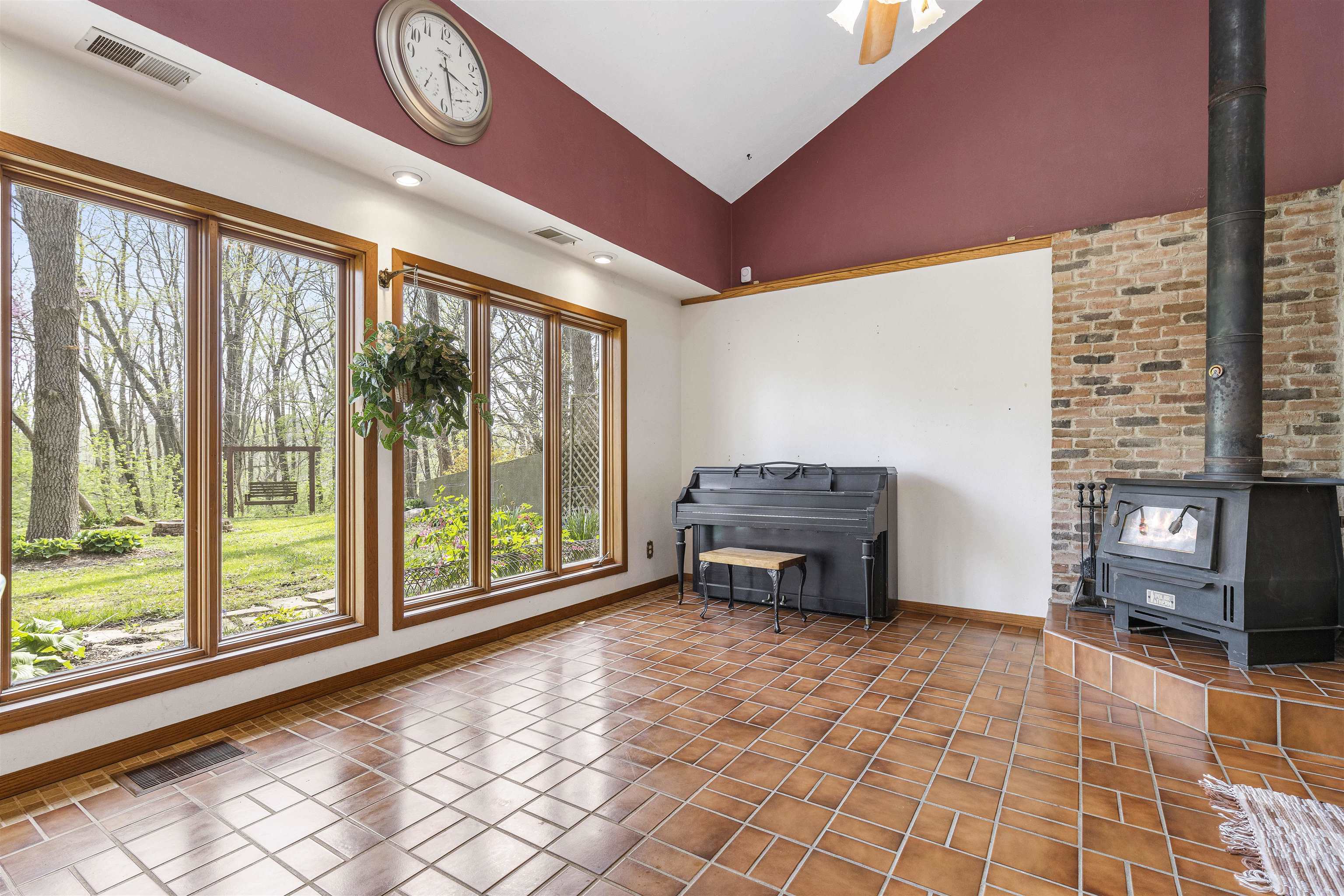 8602 West Northwest Road Forreston, IL 61030 - Photo 8 of 83 Gallery Image 8