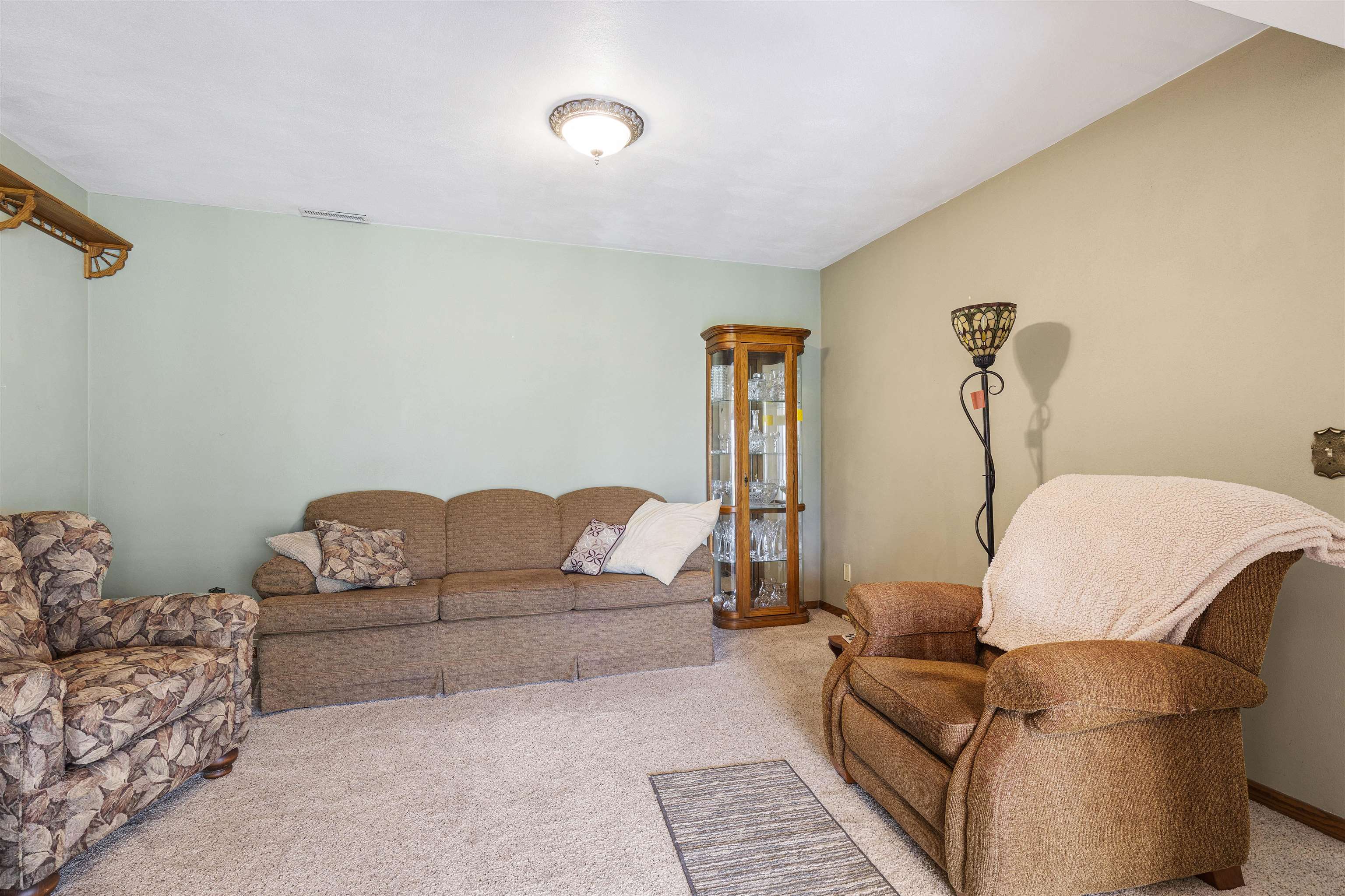 8602 West Northwest Road Forreston, IL 61030 - Photo 10 of 83 Gallery Image 10
