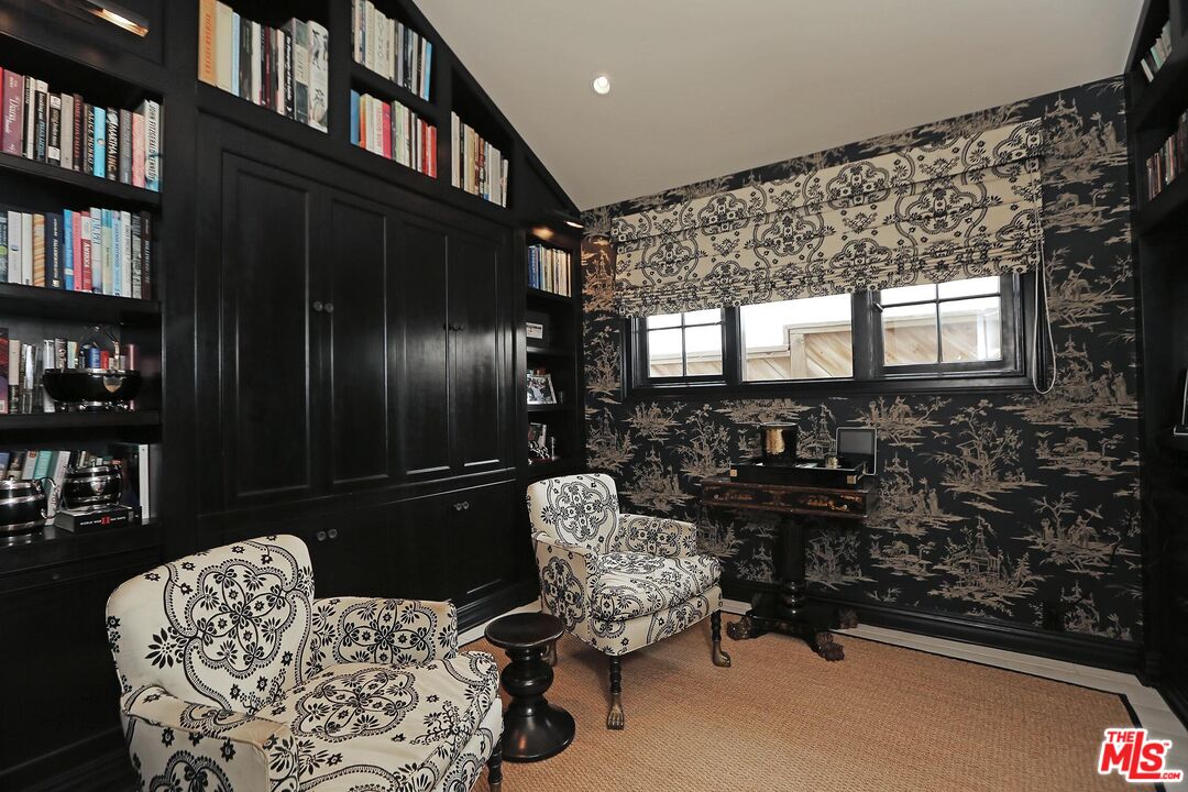 23618 Malibu Colony Road, Unit 56 Malibu, CA 90265 - Photo 14 of 29 a living room with furniture