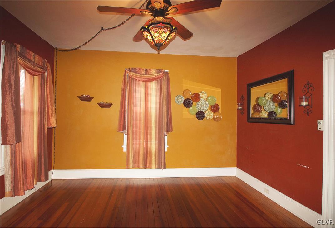 734 Pembroke Road Bethlehem, PA 18018 - Photo 4 of 18 Gallery Image 4