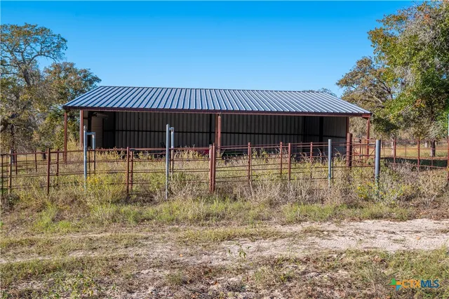 $699,000 | 847 Littlehorn Lane, La Vernia, TX 78121