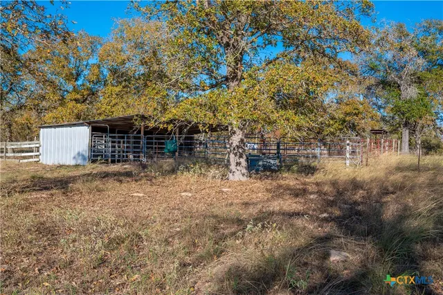 $699,000 | 847 Littlehorn Lane, La Vernia, TX 78121