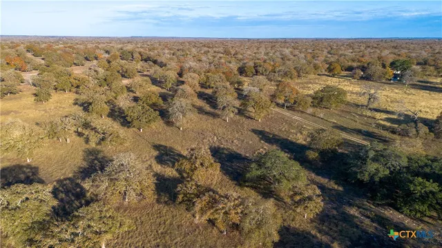 $699,000 | 847 Littlehorn Lane, La Vernia, TX 78121