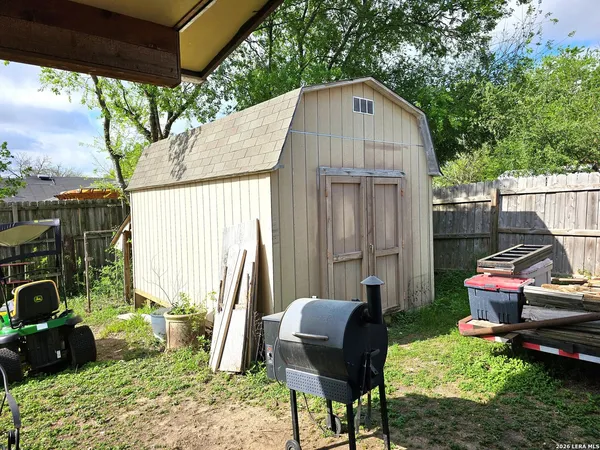 $1,800 | 9406 Sugarloaf Drive, San Antonio, TX 78245