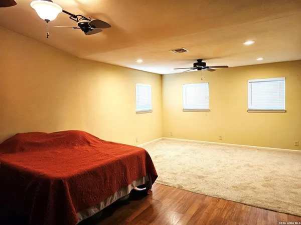 $1,800 | 9406 Sugarloaf Drive, San Antonio, TX 78245