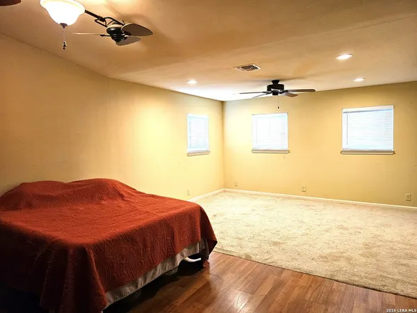 $1,800 | 9406 Sugarloaf Drive, San Antonio, TX 78245