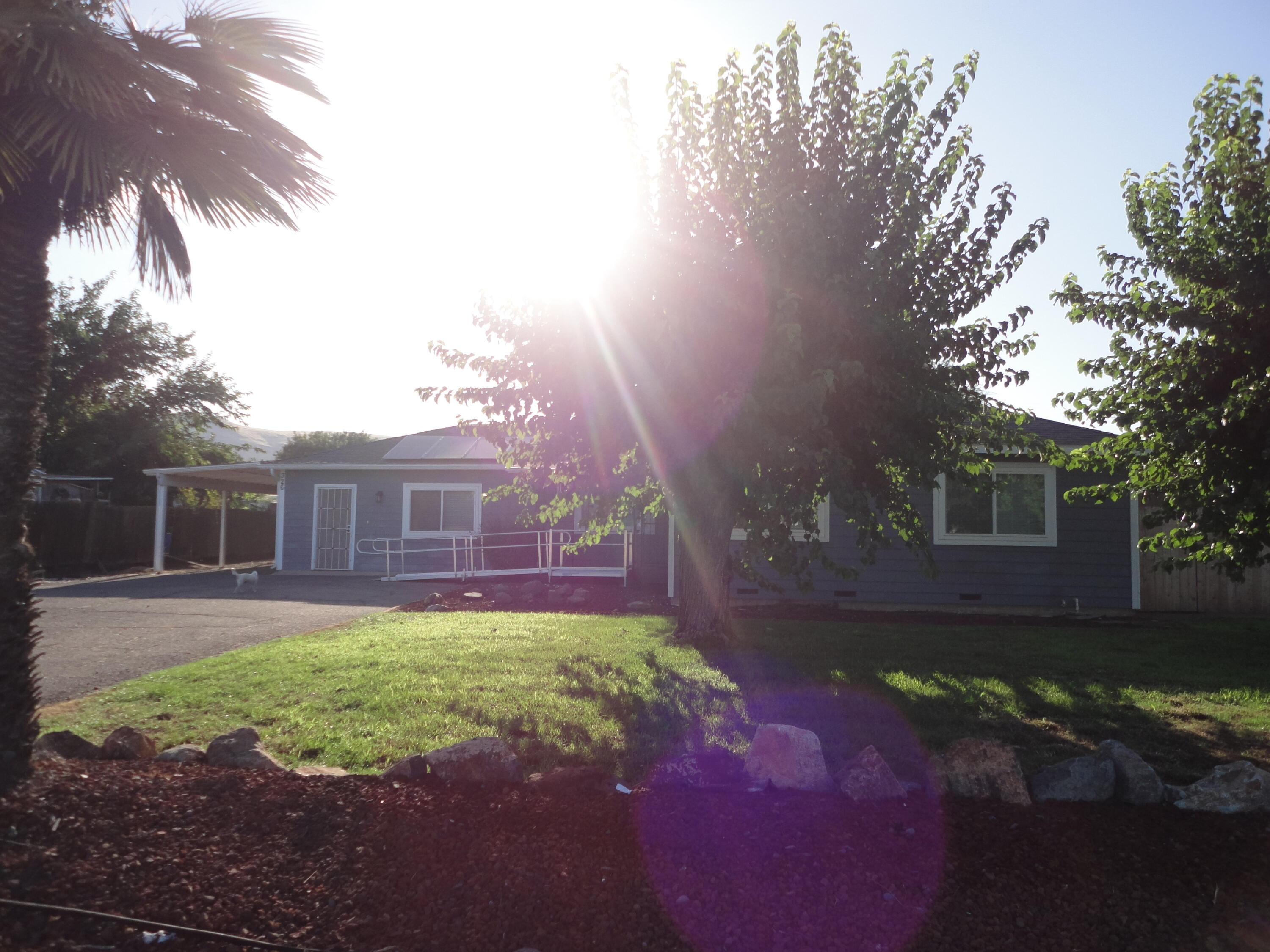 326 Sycamore Avenue Lindsay, CA 93247 - Photo 1 of 47 DSC04792