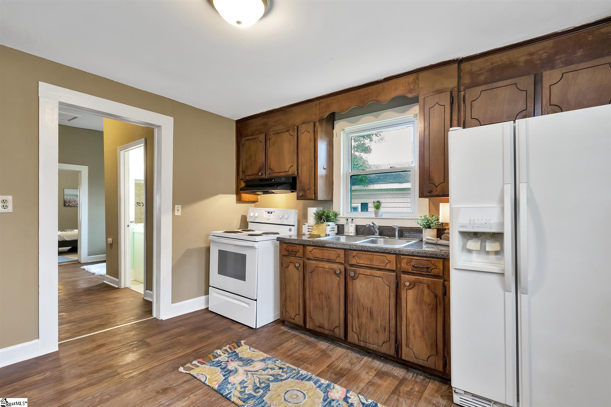 119 Spring Street Greer, SC 29650 - Photo 11 of 28 Gallery Image 11