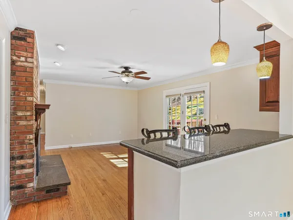 $649,900 | 15 Old Village Lane, Trumbull, CT 06611