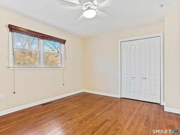 $649,900 | 15 Old Village Lane, Trumbull, CT 06611