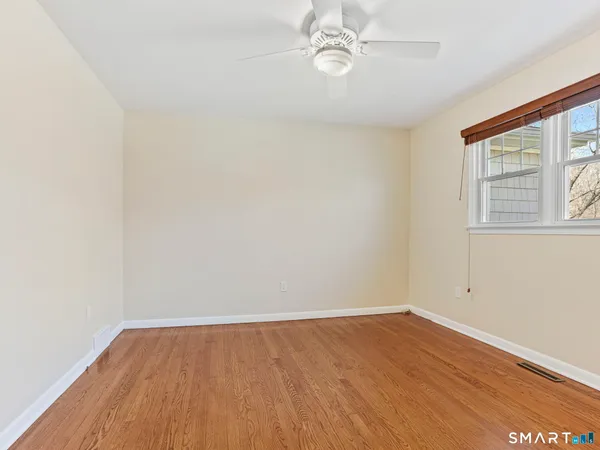 $649,900 | 15 Old Village Lane, Trumbull, CT 06611