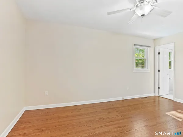 $649,900 | 15 Old Village Lane, Trumbull, CT 06611