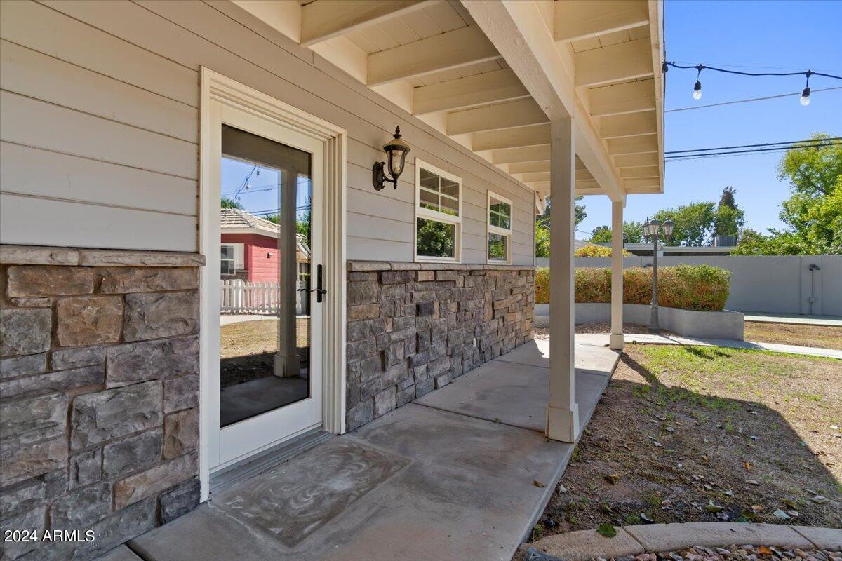 3841 East Elm Street Phoenix, AZ 85018 - Photo 52 of 72 52-Guest house