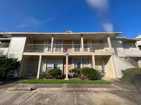 $1,100 | 11507 Meadow Lane, Unit C, Houston, TX 77477