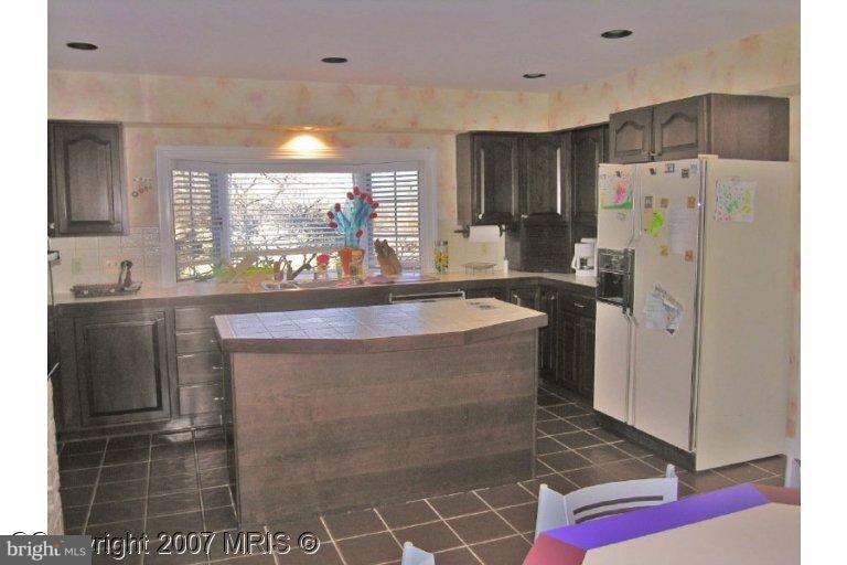 9269 Deepwater Point Road St. Michaels, MD 21663 - Photo 5 of 13 Kitchen