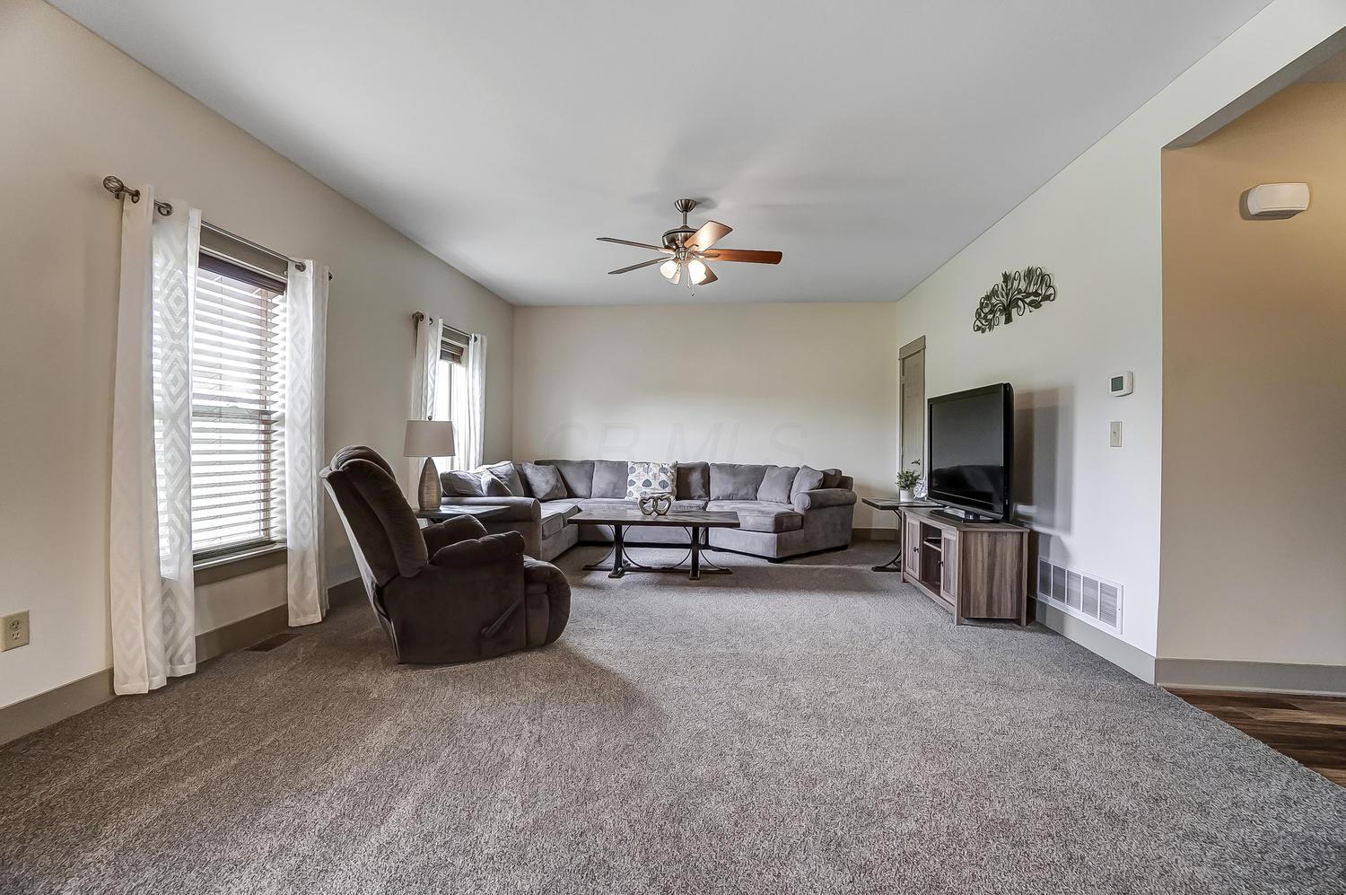 5215 Carnes Road Carroll, OH 43112 - Photo 9 of 41 Gallery Image 9