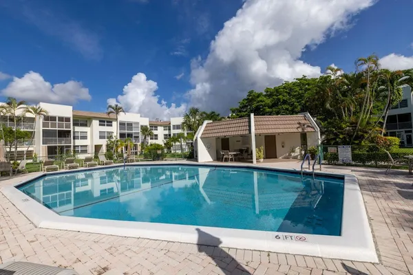 $1,600 | 6850 Royal Palm Boulevard, Unit G 208, Pompano Beach, FL 33063