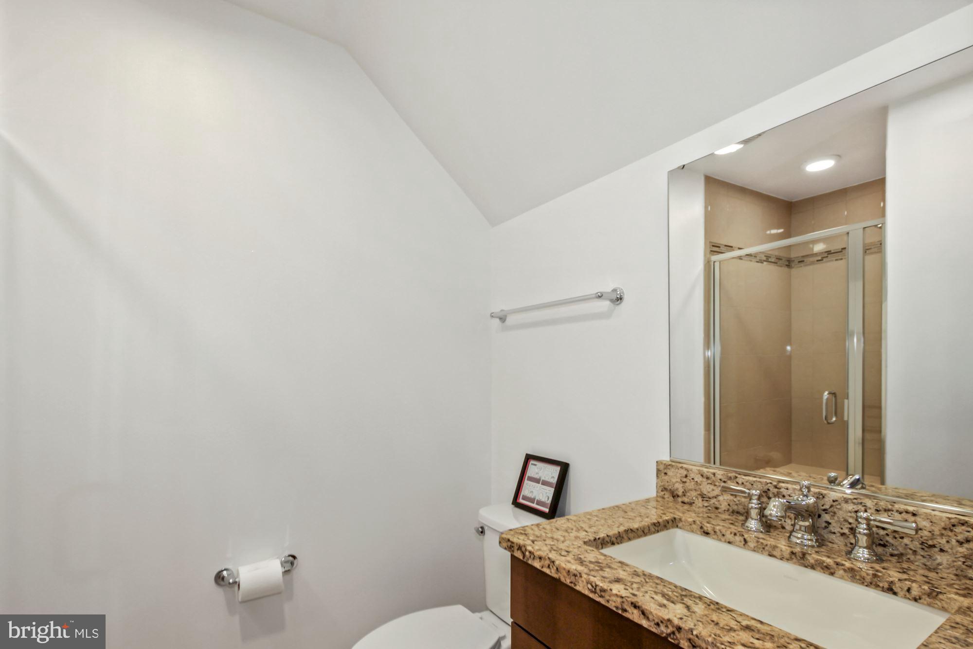 52 Ellsworth Heights Street Silver Spring, MD 20910 - Photo 25 of 41 Bedroom 3 En-Suite Bath