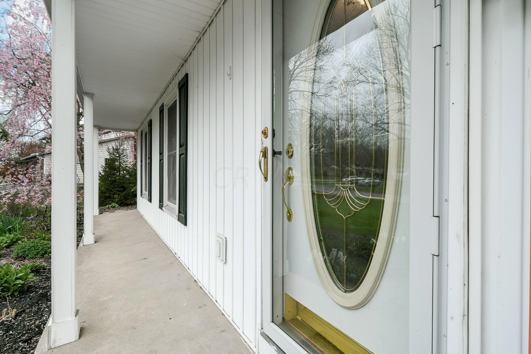 6604 Estel Road Columbus, OH 43235 - Photo 35 of 36 .