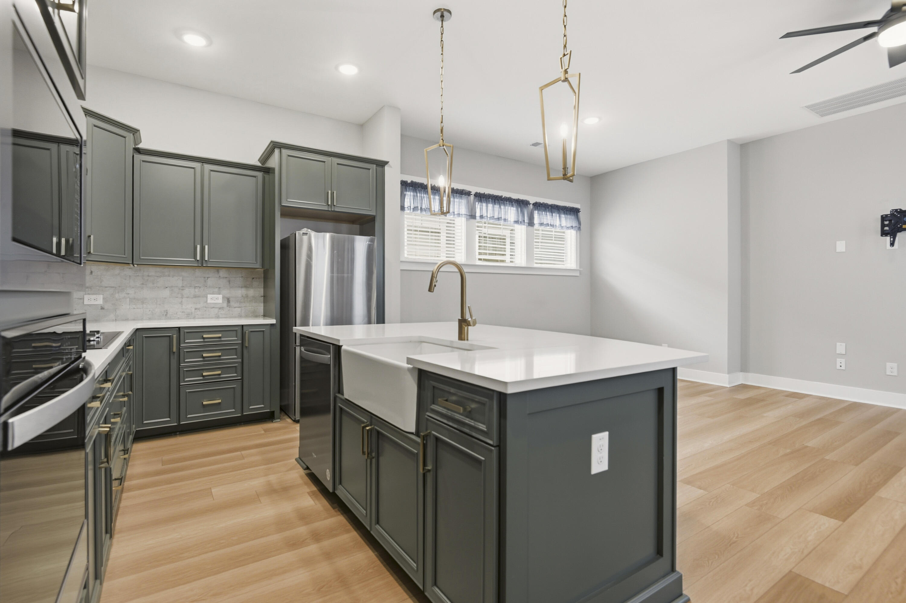 553 Sound Drive Summerville, SC 29486 - Photo 11 of 29 _DSC4838