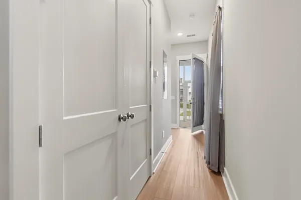 $2,500 | 553 Sound Drive, Summerville, SC 29486