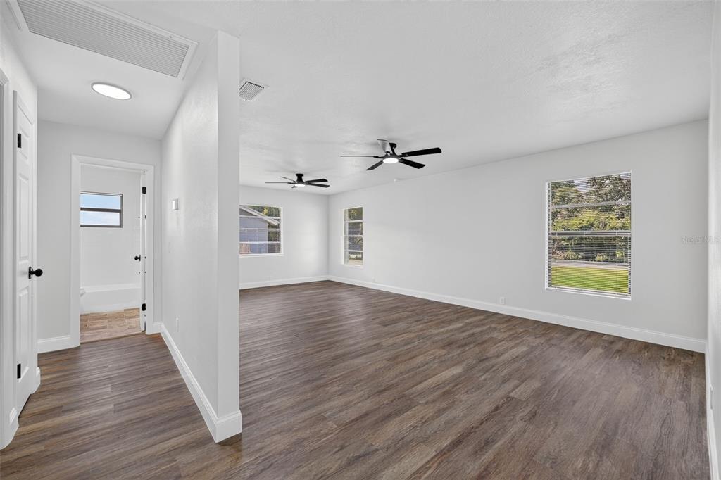 13007 Sydney Road Dover, FL 33527 - Photo 17 of 38