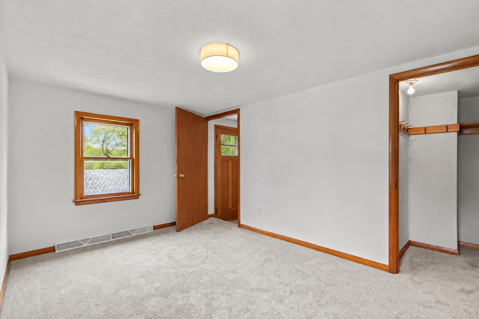3776 Hubertus Road Richfield, WI 53033 - Photo 22 of 27 Bedroom 3