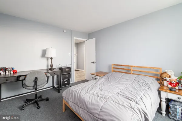 $165,000 | 1 East University Parkway, Unit 805, Baltimore, MD 21218