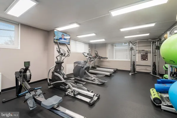 $165,000 | 1 East University Parkway, Unit 805, Baltimore, MD 21218