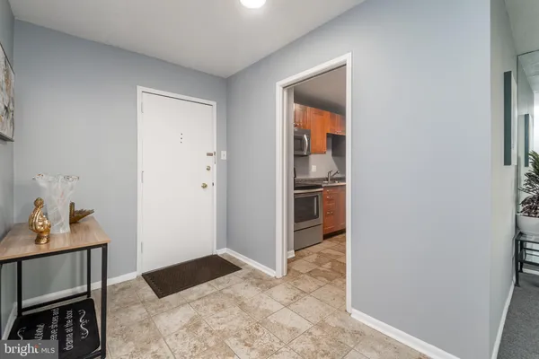 $165,000 | 1 East University Parkway, Unit 805, Baltimore, MD 21218