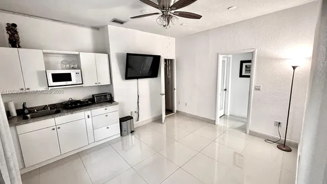 $1,375 | Olympia Heights, Miami, FL 33155