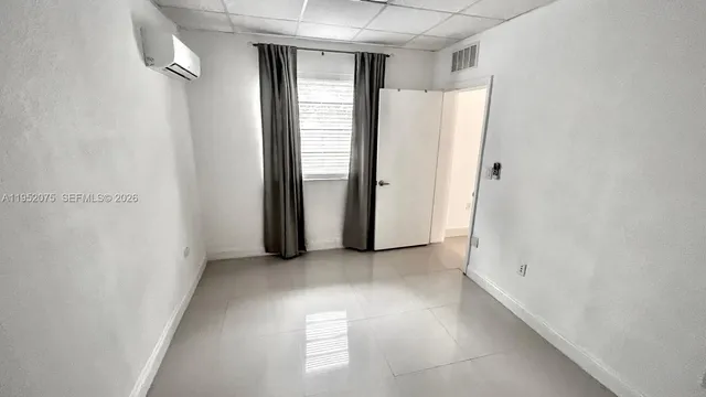 $1,375 | Olympia Heights, Miami, FL 33155