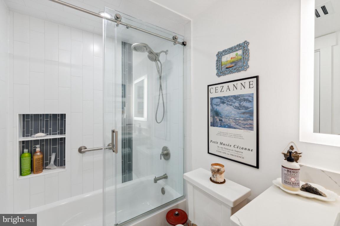 11615 Vantage Hill Road, Unit 12C Reston, VA 20190 - Photo 32 of 48 Gallery Image 32