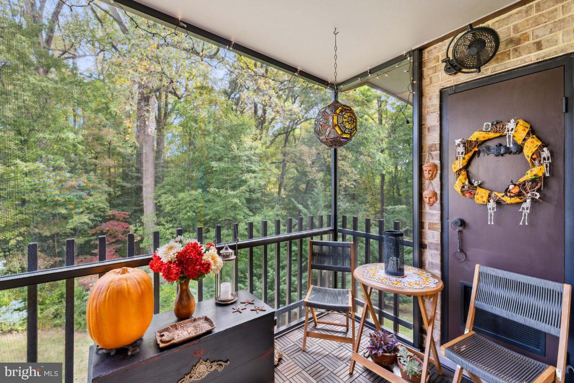 11615 Vantage Hill Road, Unit 12C Reston, VA 20190 - Photo 4 of 48 Gallery Image 4