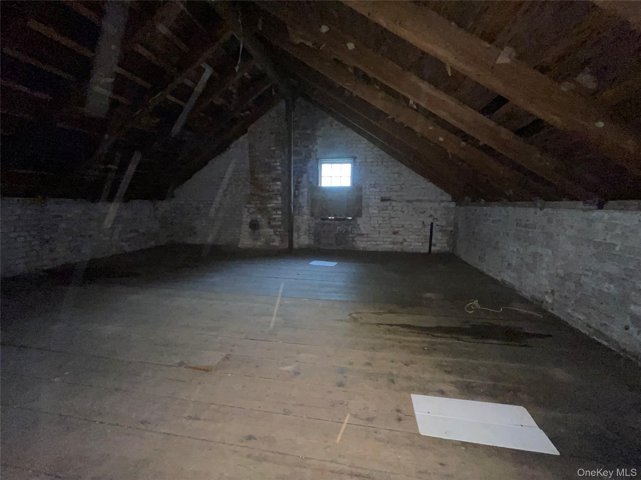 169 Holmes Road Newburgh, NY 12550 - Photo 4 of 8