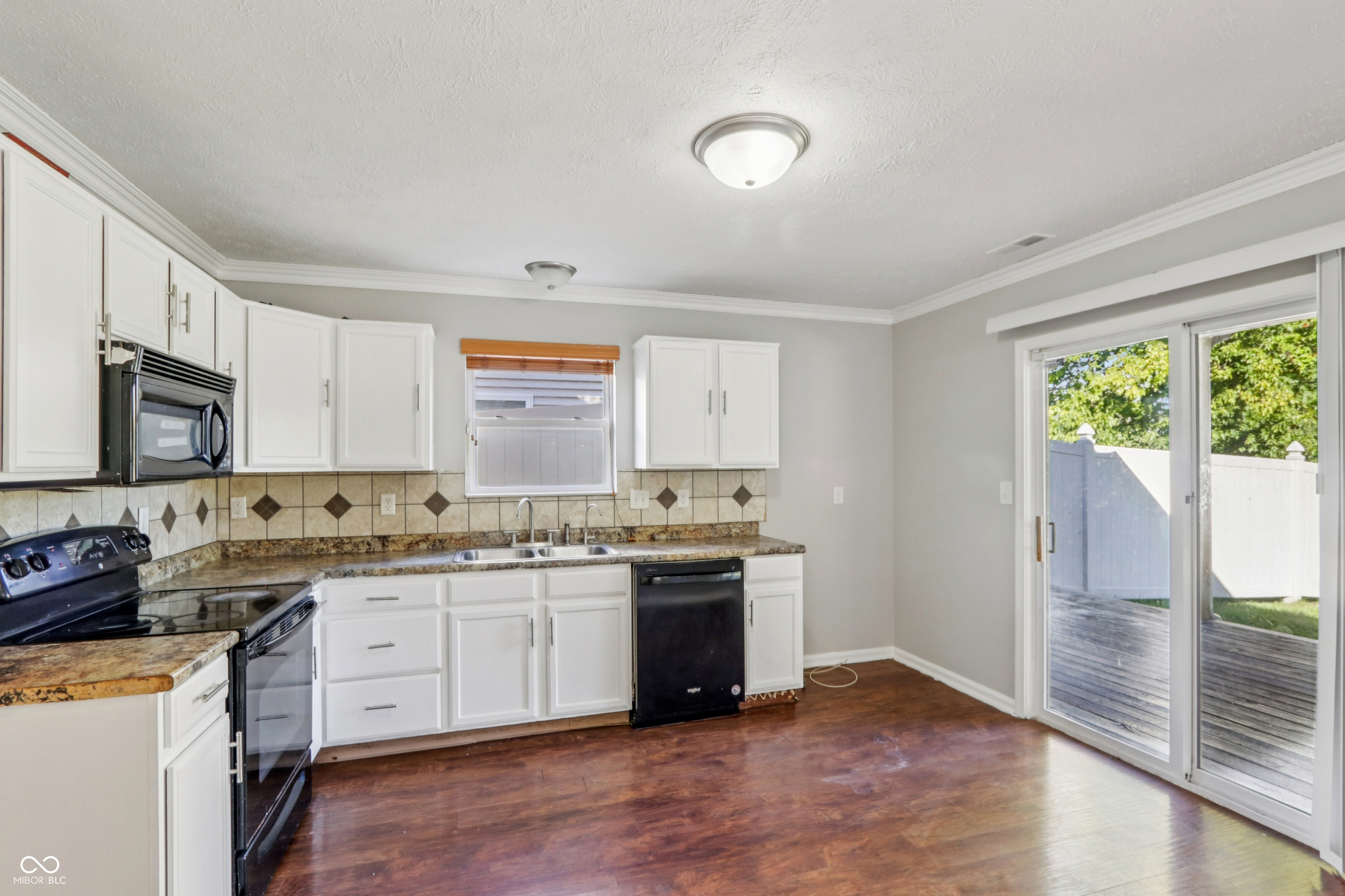 5729 Decatur Ridge Drive Indianapolis, IN 46221 - Photo 13 of 40 Gallery Image 13