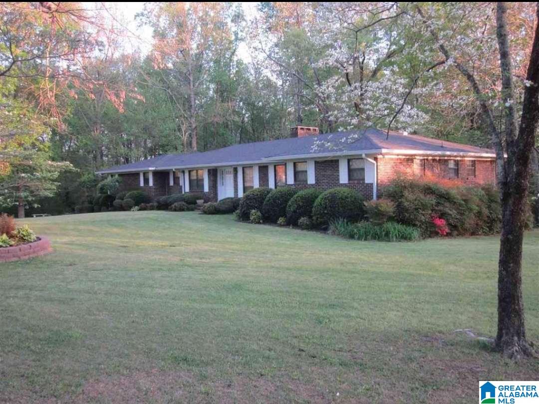 369 Hickory Road Gardendale, AL 35071 - Photo 2 of 41