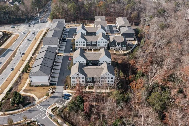 $4,100 | 6529 Beacon Drive, Atlanta, GA 30328