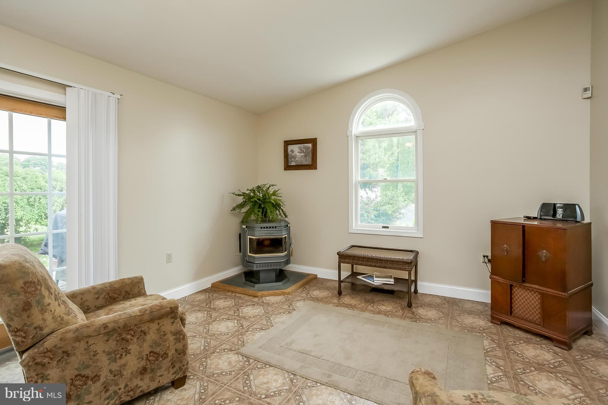 4107 Graceton Road Pylesville, MD 21132 - Photo 10 of 30 Family Room