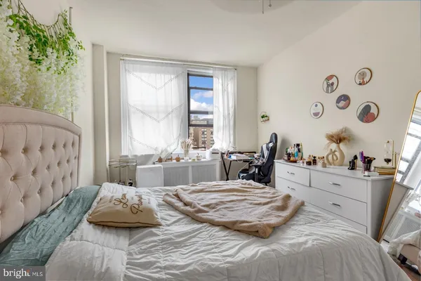 $2,800 | 1324 Locust Street, Unit 1503, Philadelphia, PA 19107