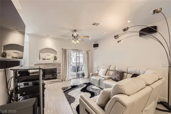 $369,000 | 2050 West Warm Springs Road, Unit 3624, Henderson, NV 89014